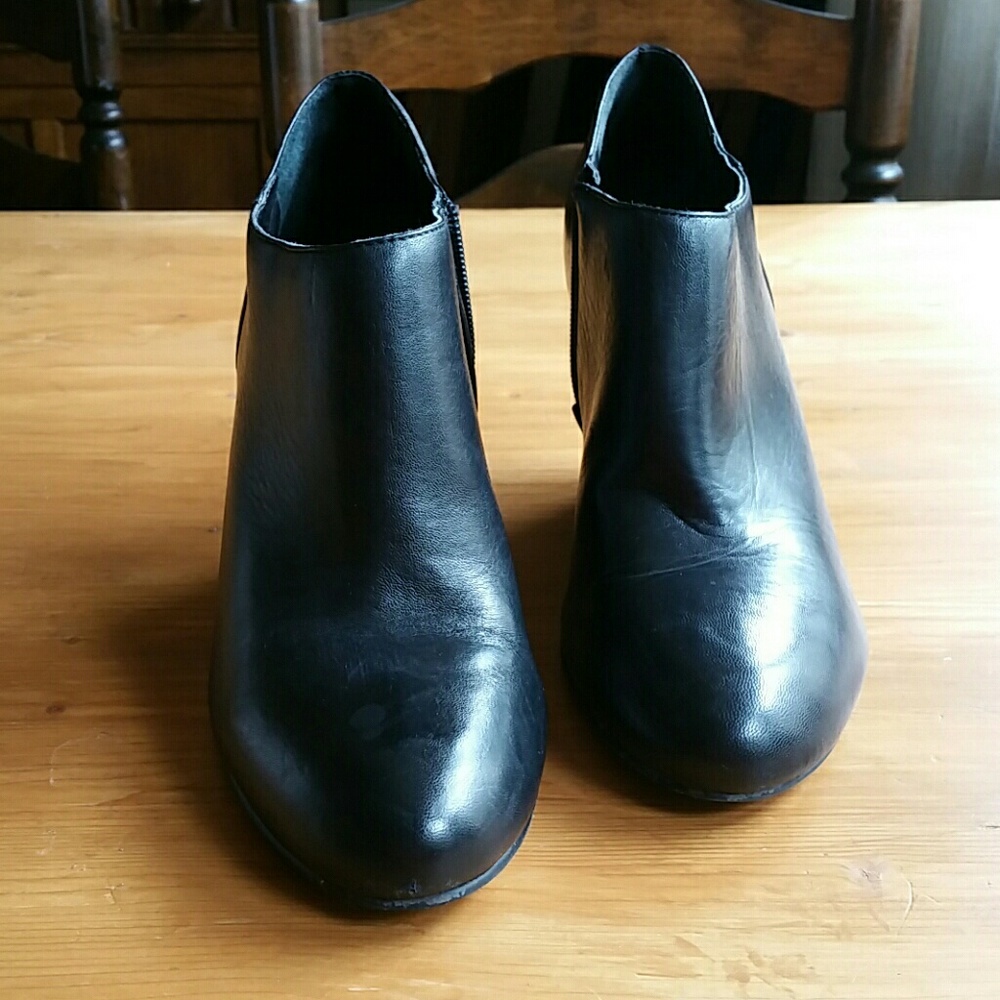 Black wedge booties